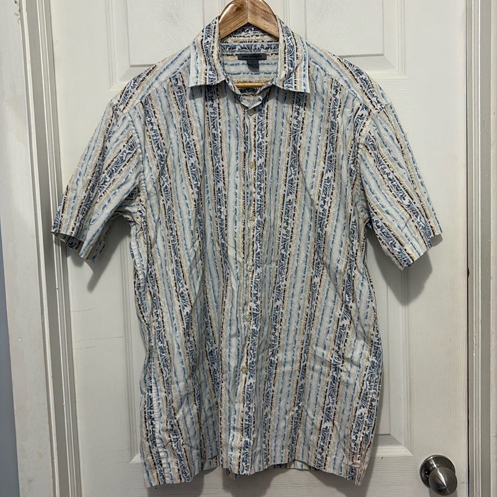 JOHNSTON AND MURPHY cotton short sleeved shirt. Size L